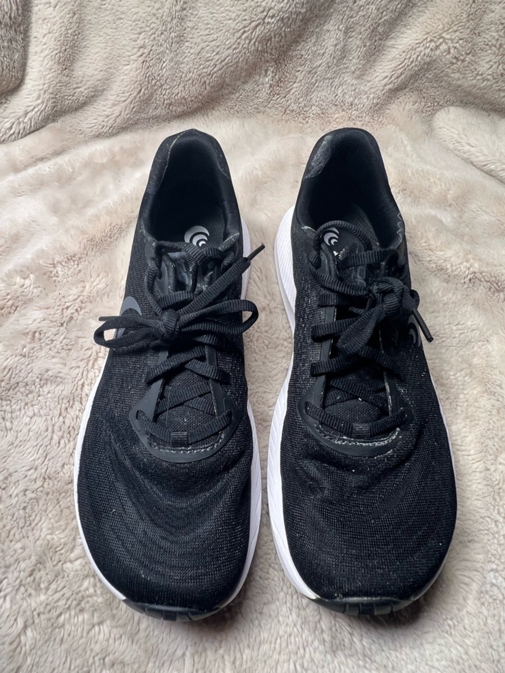 Topo Athletic Fli-Lyte 5 running shoes women’s size 8